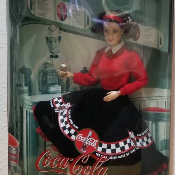 Coca Cola Barbie NIB NWT - Picture 10 of 10